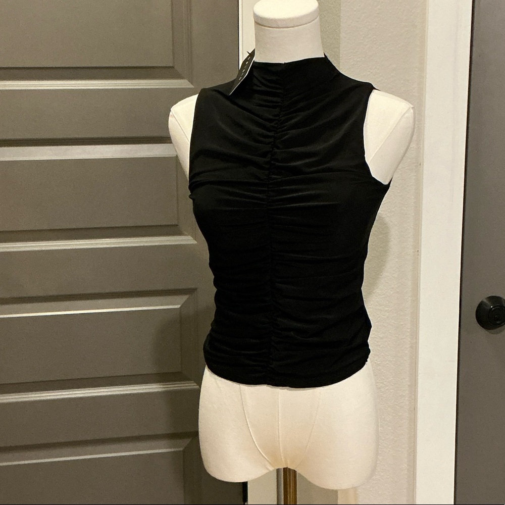 Elegant Black Sleeveless Ruched Top